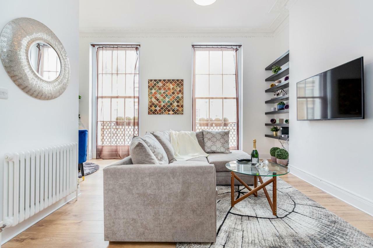 Bright & Spacious 4Beds Home - Kensington High Street-Olympia Londen Buitenkant foto